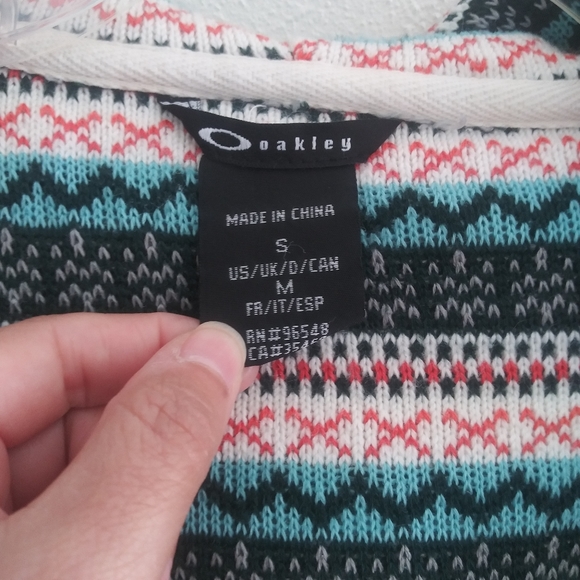 Oakley gray hoodie zip up with pattern ins… - Picture 7 of 11